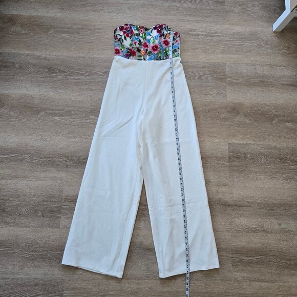 Remarkable Energy White Floral Embroidered Strapless Jumpsuit M New With Tags - Picture 10 of 17